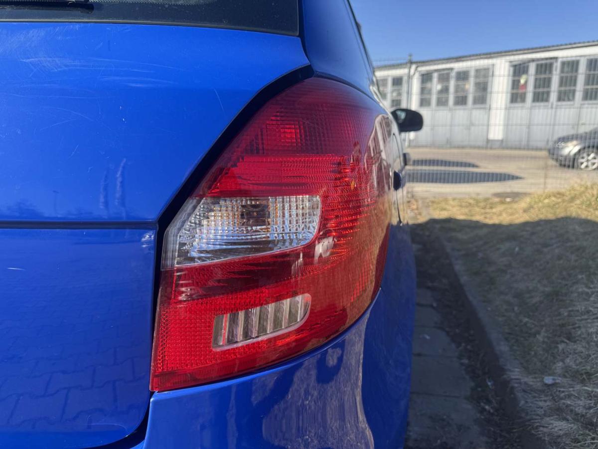 Skoda Fabia 2 5J original R&uuml;cklicht R&uuml;ckleuchte Schlussleuchte rechts Bj.2009